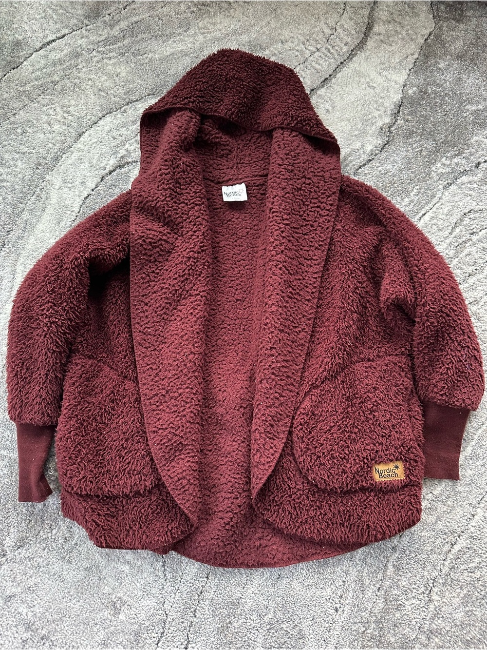 Nordic Beach Hooded Sherpa Jacket - Burgundy